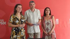 Natalia Gonzlez, lvaro Vila y Rodrguez Dacosta, en la rueda de prensa socialista de este viernes.