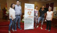 F�tima Abal con Xurxo Charl�n, Mar Ambroa, Yayo Daporta y Mar�a Xos� Cacabelos. 