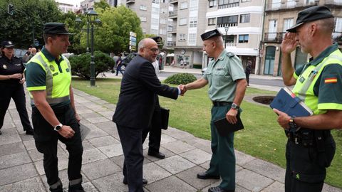 Abel Losada, ayer antes de entrar a la reuni�n en el Concello