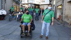 Jenner y Sergio, este lunes en Pontevedra, con compa�eros del programa Rodando