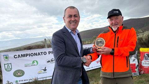 Caza con perro en Viana do Bolo.Emocionante disputa por los t�tulos provinciales de caza de jabal� con perros de rastro, puntuable para la Copa Galicia