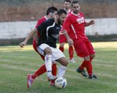 Los jugadores del B�veda apuntan a Primera Auton�mica. 