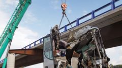 El autobus siniestrado en Avil�s