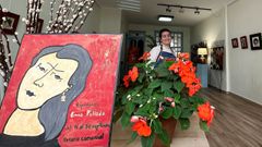 Laura Garc�a, en su remozado local Art-Idea. 