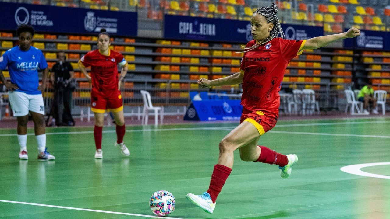 Los penaltis niegan al Castro el pase a la final de la Copa de la Reina