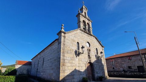 Iglesia parroquial de San Miguel de Oia