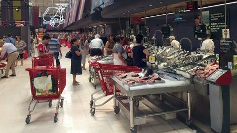Hipermercado de Eroski, en Siero.Hipermercado de Eroski, en Siero