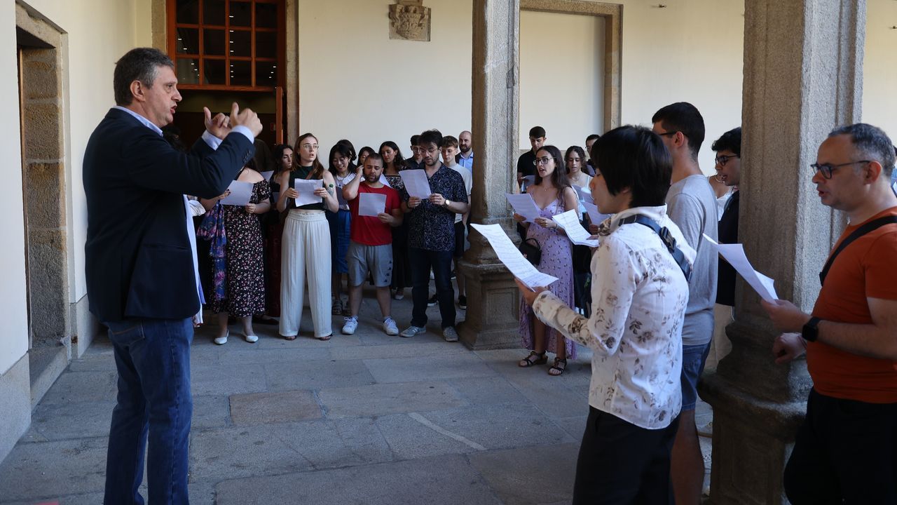 Alumnado de Música en Compostela actúa en el CHUS