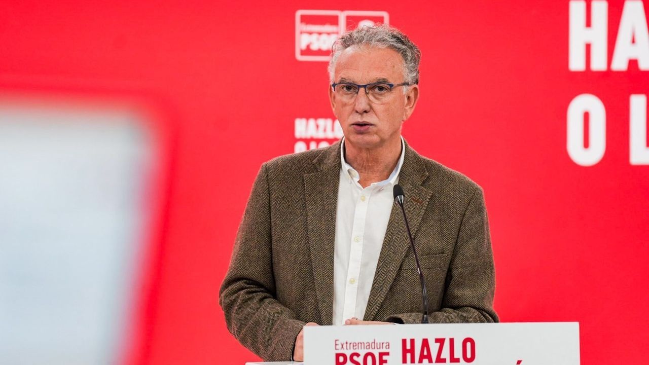 Una edil del PSOE señala por acoso laboral al delegado del Gobierno en Extremadura y él lo niega