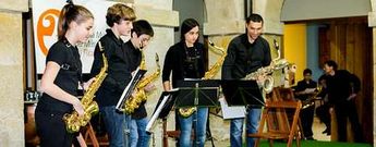 Audici�n de alumnos de la escuela de m�sica de Ribadeo. 