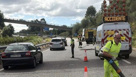 Accidente en la autov�a A-8