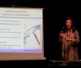 Berta Candia, en un momento de la charla de anteanoche en Foz.