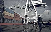 Villanueva ha llevado diversas im�genes de Vigo a su  primer disco, titulado Viaje de ida.