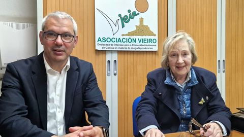 La presidenta de Vieiro, Fina Rey, y el vicepresidente, Xos� Mar�a Ar�n.