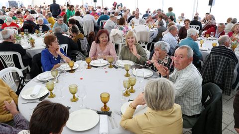 COMIDA DE LOS MAYORES EN PORTO DO SON 2025