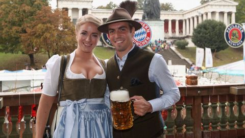 Philipp Lahm y su esposa Claudia 