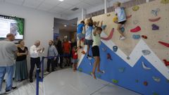 El alcalde ourensano visita la nueva sede de Asesou