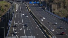 La autopista es la v�a de comunicaci�n que vertebra Galicia de Norte a Sur