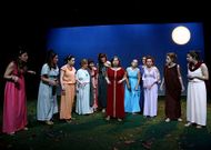 <span lang= es-es >Ensayo</span>. Los actores y actrices que representan �Lis�strata�, durante el ensayo que realizaron ayer por la noche. Llevan tiempo prepar�ndola (no en vano, estaba prevista para el a�o pasado).