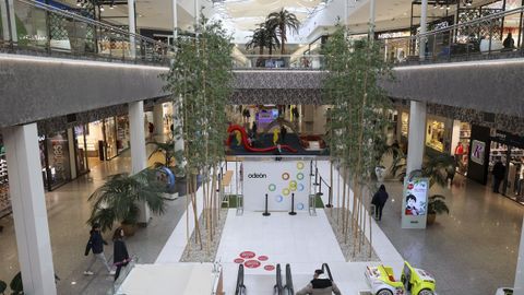 Centro comercial Ode�n en Nar�n.
