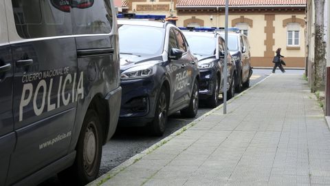 Imagen de archivo de coches patrulla de la Policía Nacional.