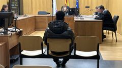 El acusado, durante la audiencia previa celebrada en Ourense