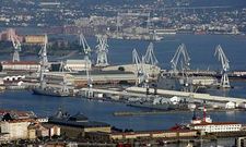 Vista de los astilleros de Navantia en la r�a