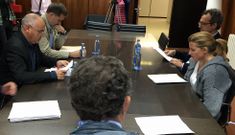 Moreira busca que la oposici�n haga causa com�n para obligar a Lores a tomar ciertas decisiones. 