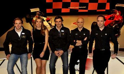 El equipo de la f�rmula 1 de La Sexta pas� a Antena 3 como resultado de una fusi�n de hecho.