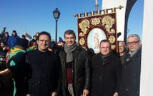 De izquierda a derecha, el alcalde de Malpica de Tajo, Mario Cruz, el diputado provincial en Toledo, lvaro Gutirrez, Eduardo Parga y Alfredo Caizo, en el inicio de las fiestas patronales en honor de San Sebastin.