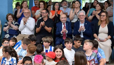 Acto en el colegio de Valga