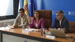 La conselleira se reuni� con representantes del sector inmobiliario.