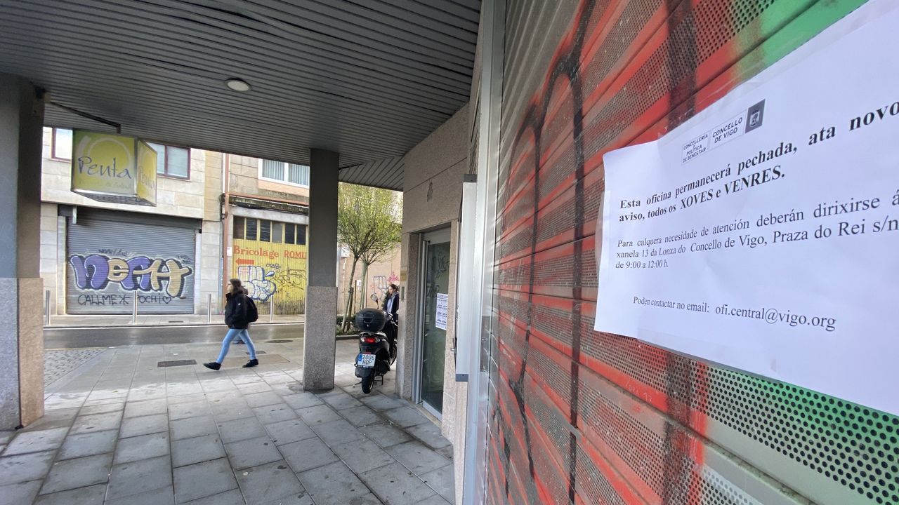 La oficina social de Teis cierra los jueves y los viernes por falta de ...