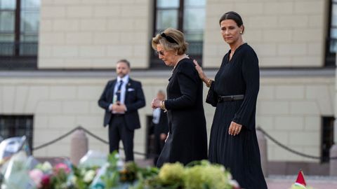 Marta Luisa de Noruega, junto a su madre la reina Sonia