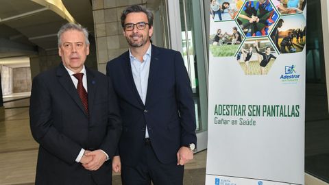 Antonio G&oacute;mez Caama&ntilde;o y Diego Calvo, tras la presentaci&oacute;n. 