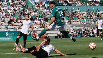 Arroyo, uno de los m�s destacados del Racing, en el partido frente al Real Uni�n.