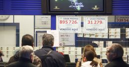 La actividad fue una constante durante la jornada de ayer en las administraciones. 