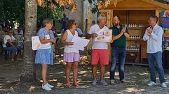Entrega de premios en la Festa do Vi�o de Vilaboa