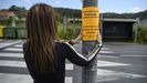 Carteles anunciando una reunión informativa sobre la pirotecnia instalados en Portas