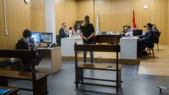 Un momento del juicio celebrado en el  Juzgado Penal dos de Ourense. Solo una acusada compareci� presencialmente
