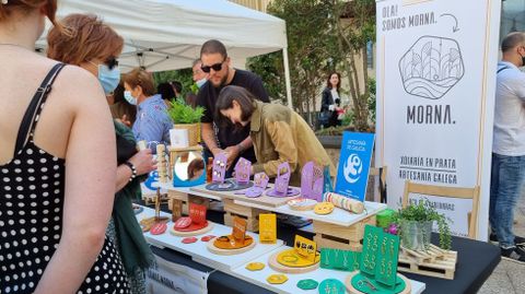 La Festa dos Maios de O Barco incluy una feria de artesana