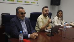 Miguel Carballeda, a la izquierda, junto al director de la ONCE en Ourense, David Cejudo