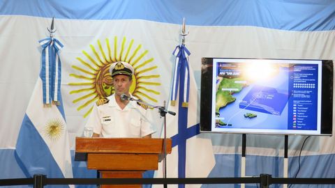 La Armada Argentina anunci� que el contacto que se hab�a detectado por sensores a 477 metros de profundidad en el Atl�ntico Sur no corresponde al submarino
