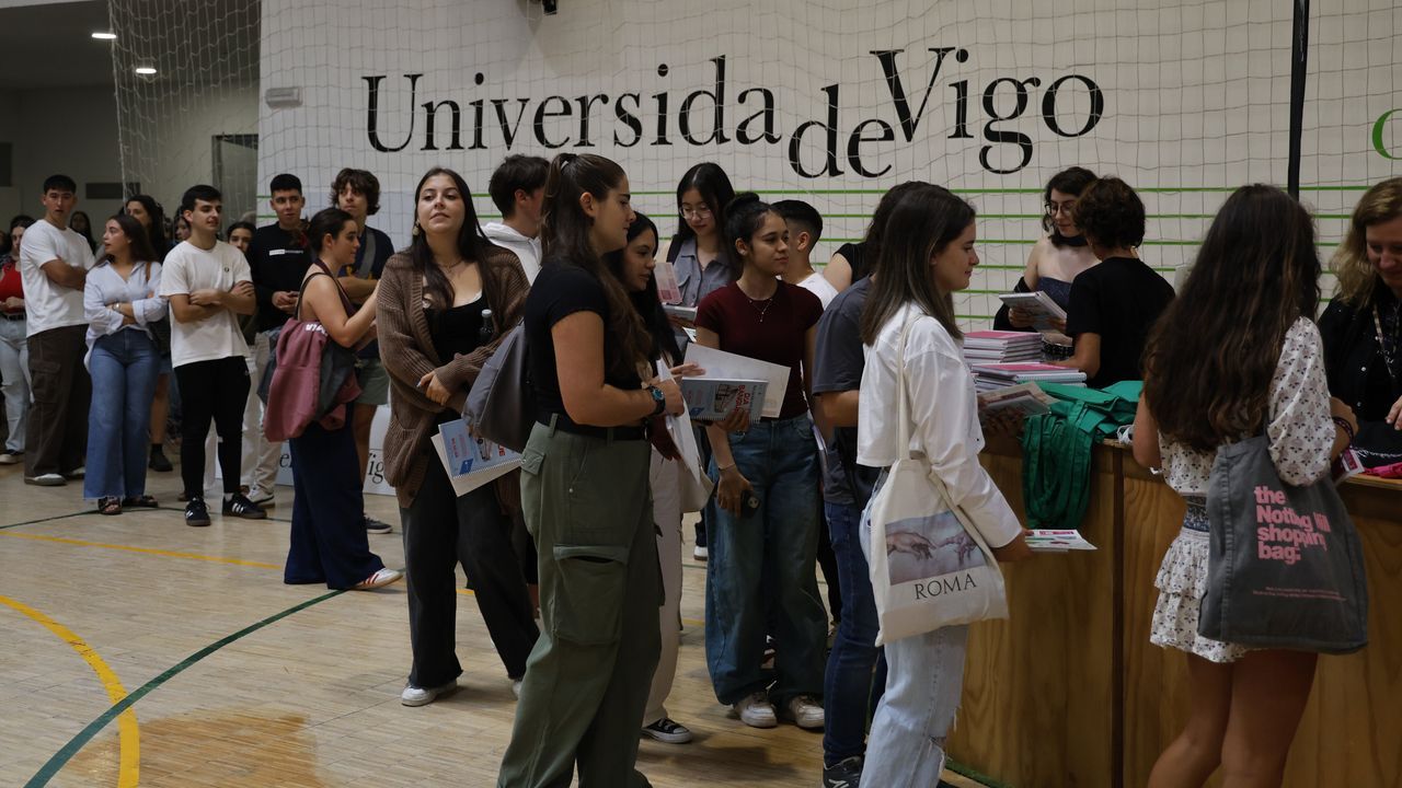La UVigo acerca su oferta en el campus de Ourense a los nuevos estudiantes
