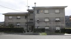 Edificio donde viv�an los maestros en Ourol, donde dos viviendas ser�n acondicionadas