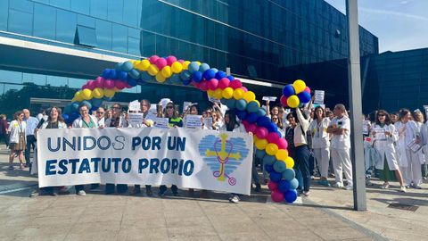 Concentracin convocada por el Simpa por la reforma del Estatuto Marco de las profesiones sanitarias.