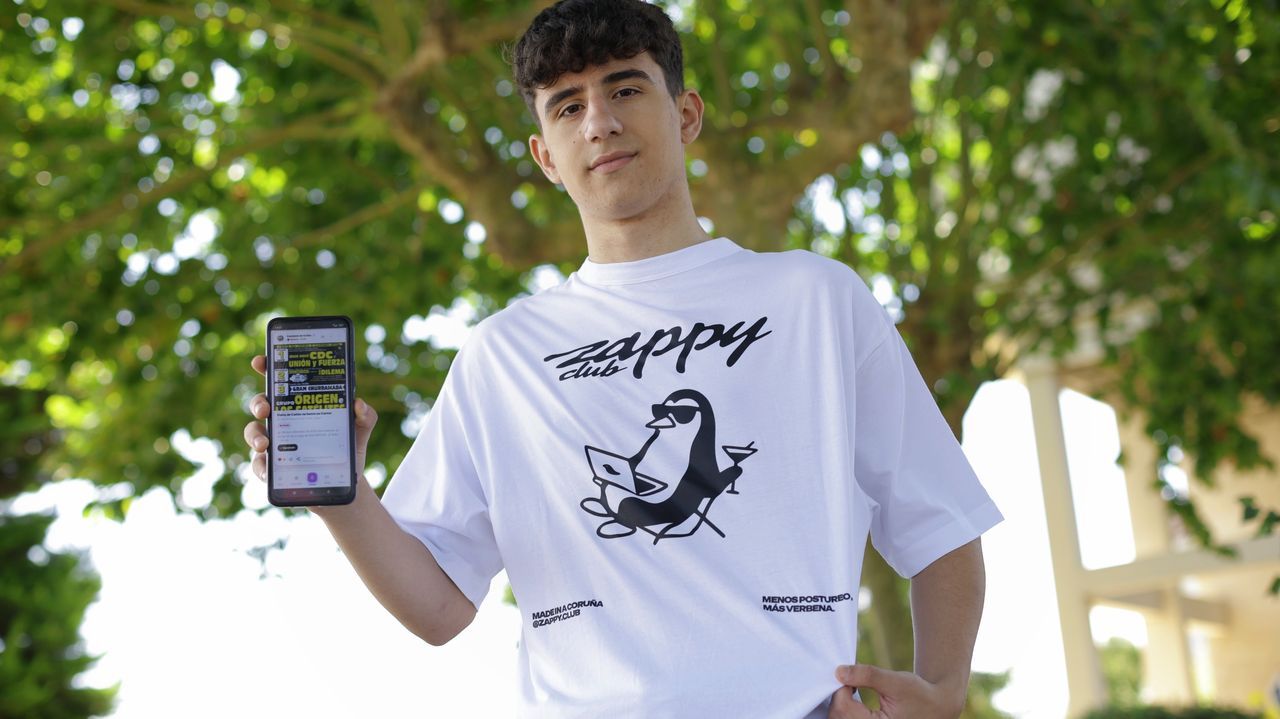 El rey de las verbenas es gallego, tiene 16 años y una «app»: «Estoy obsesionado con este tipo de fiestas desde el 2019»