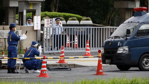 Imagen de archivo de varios agentes de policía en Tokio