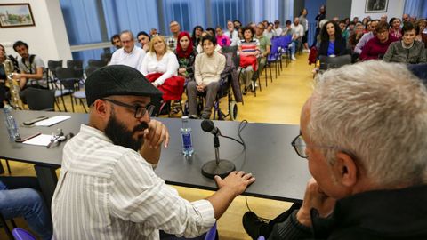 Presentación del poemario del argentino Diego Roel en Rianxo