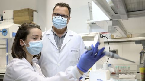 �Qu� riesgos asumir� una persona�que se ponga la vacuna contra el covid? �Qu� deber�amos hacer estas Navidades para evitar una tercera ola?